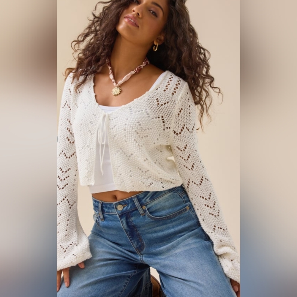 Altar'd State Top NWT Size S White Long Sleeves Crochet Boho Cropped Ties